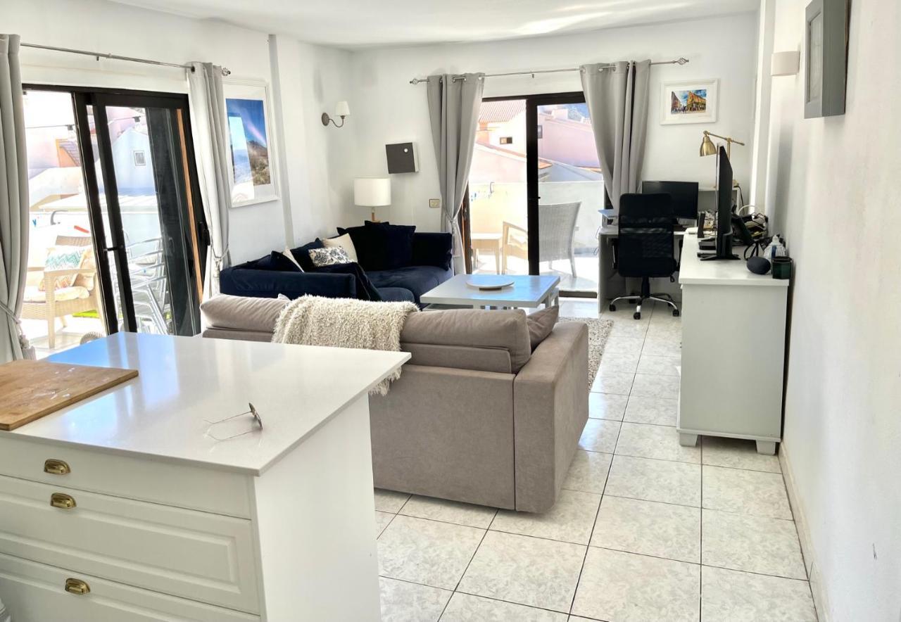 Sea View Penthouse With Large Terrace Apartment Los Cristianos  Exterior photo